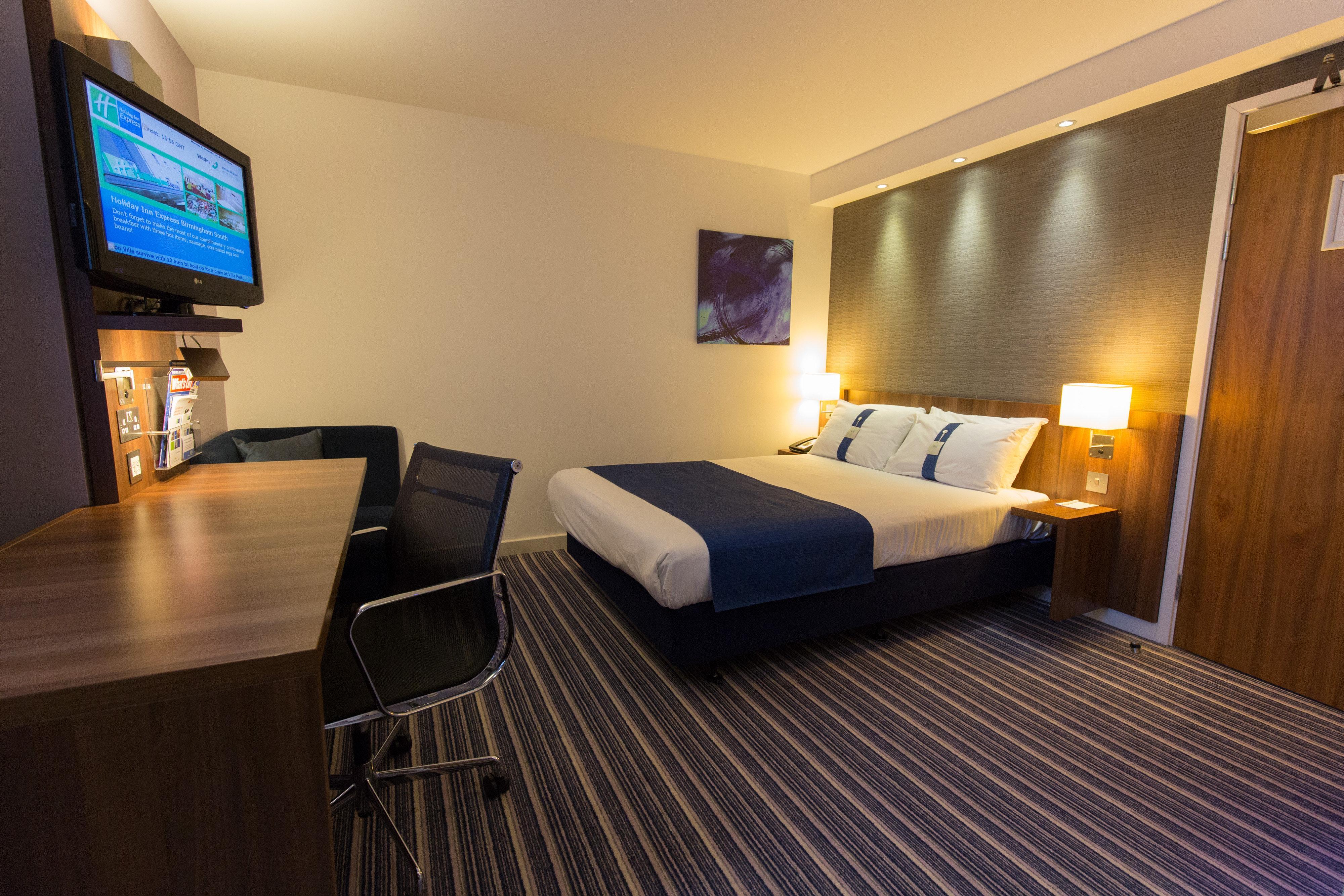 Holiday Inn Express Birmingham South A45, An Ihg Hotel Bagian luar foto