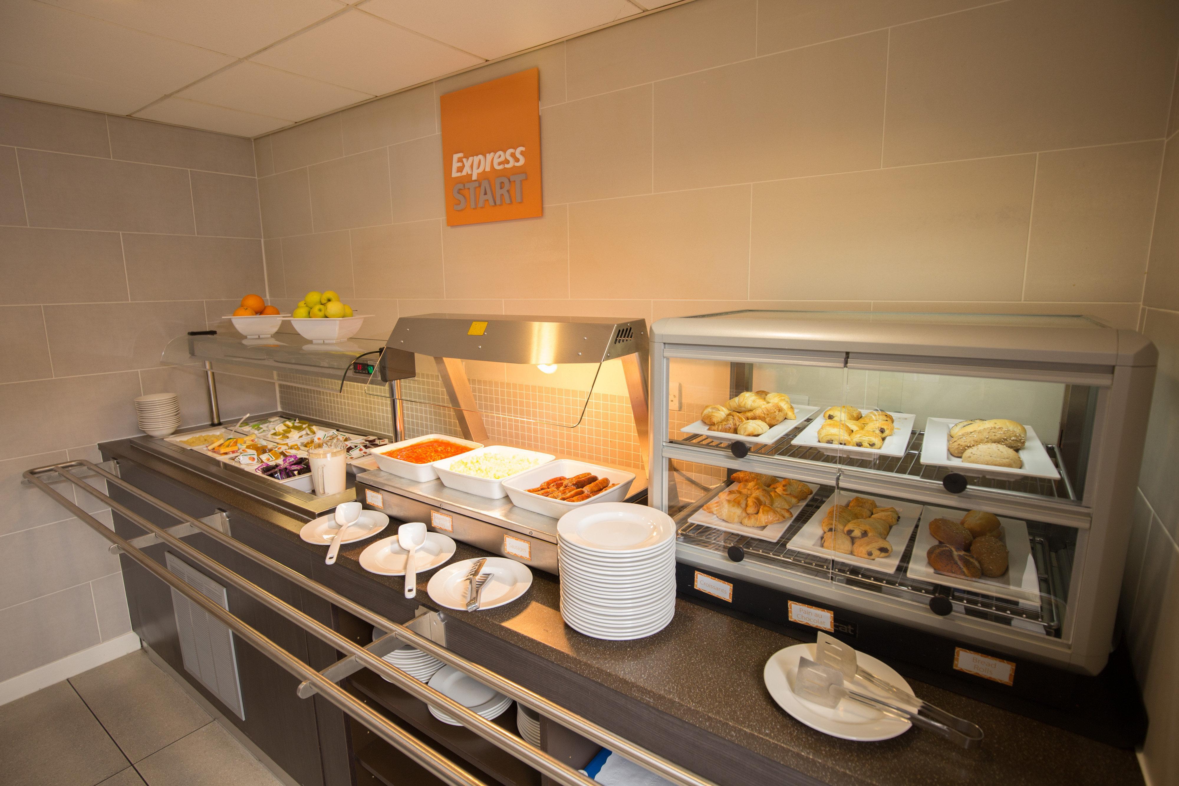Holiday Inn Express Birmingham South A45, An Ihg Hotel Bagian luar foto