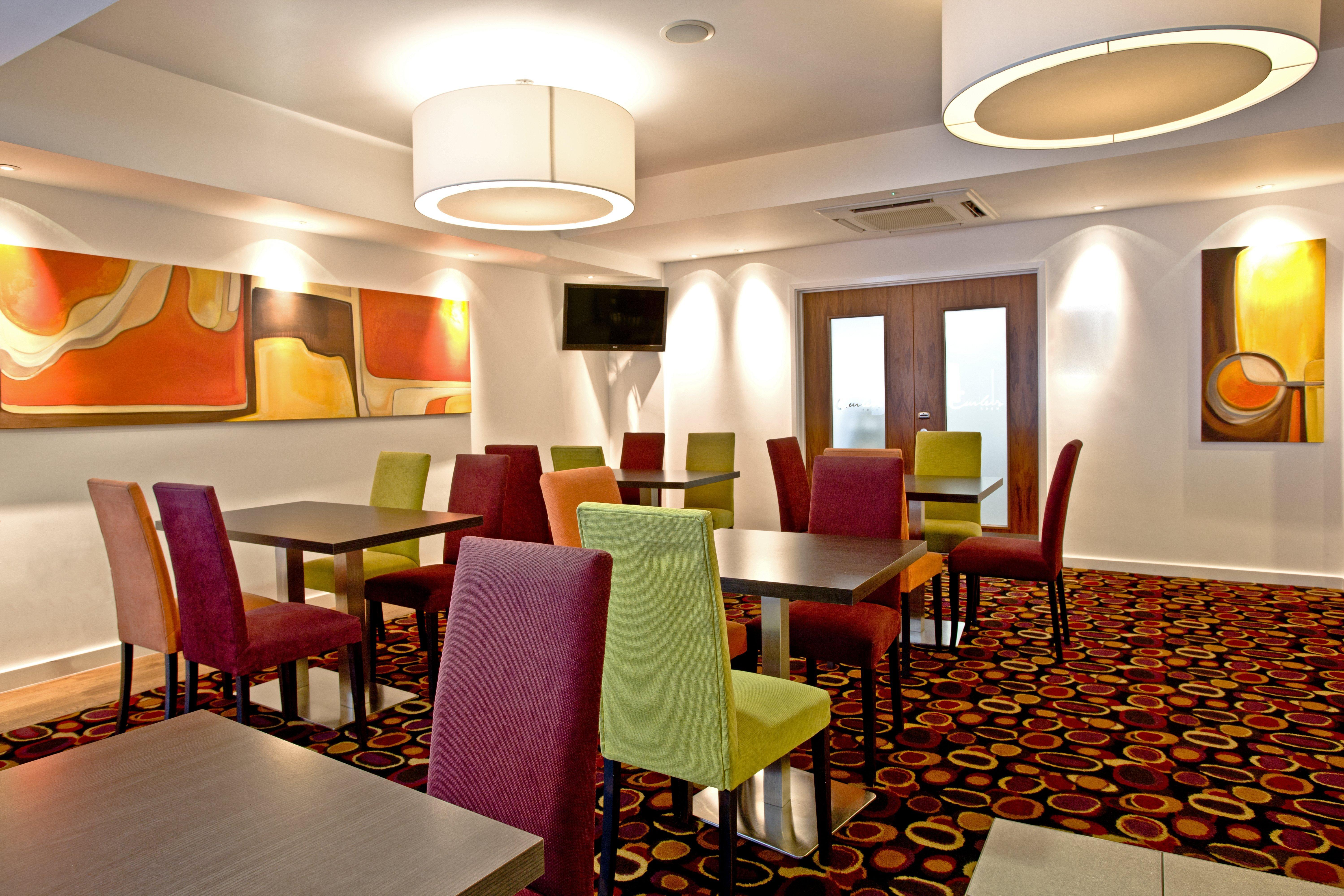 Holiday Inn Express Birmingham South A45, An Ihg Hotel Bagian luar foto