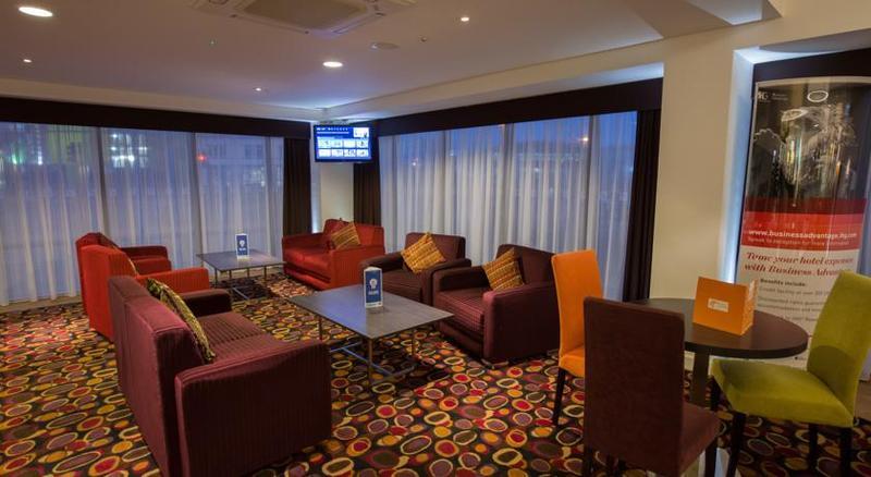 Holiday Inn Express Birmingham South A45, An Ihg Hotel Bagian luar foto