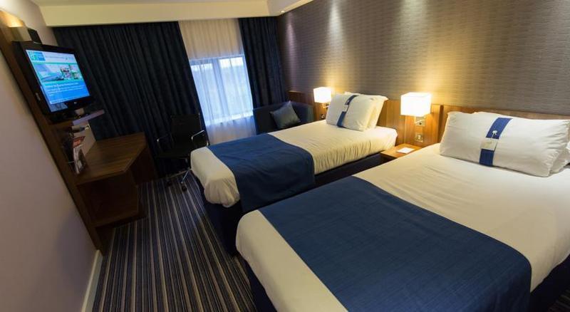 Holiday Inn Express Birmingham South A45, An Ihg Hotel Bagian luar foto